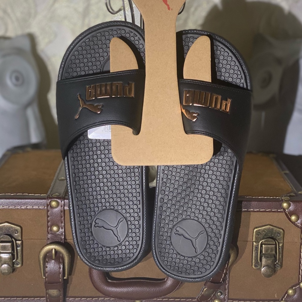 ⚡️Puma Slides - Size 8